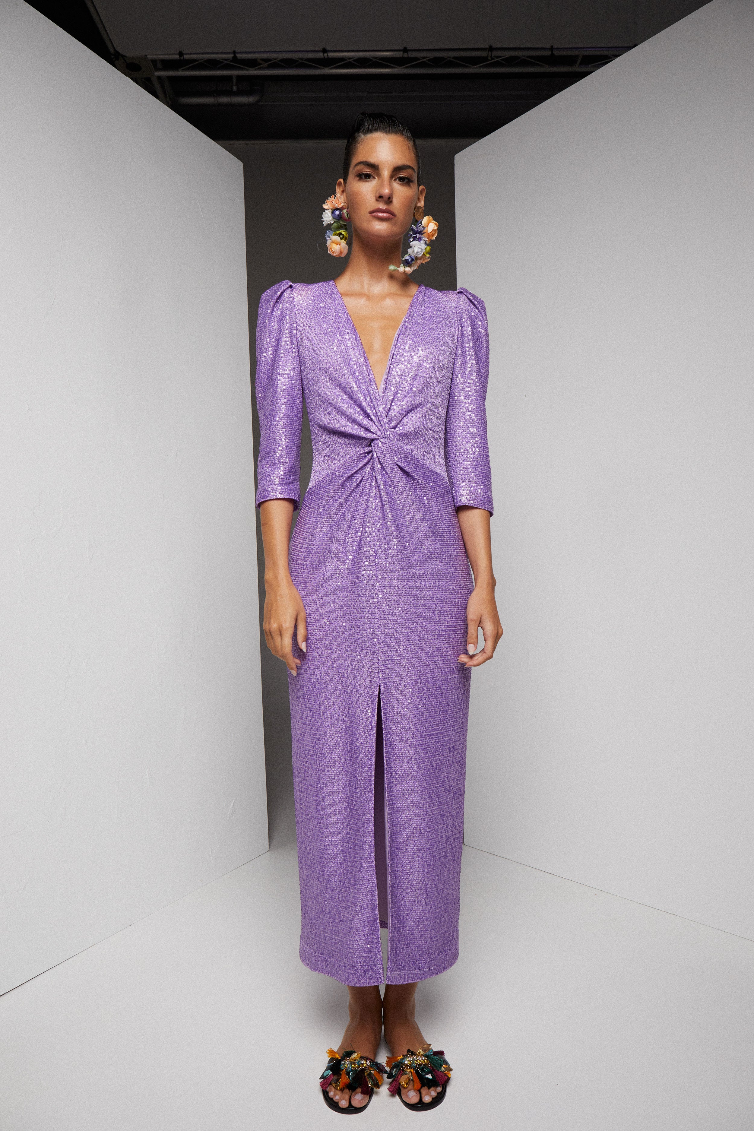 VESTIDO NUDO CON LENTEJUELAS