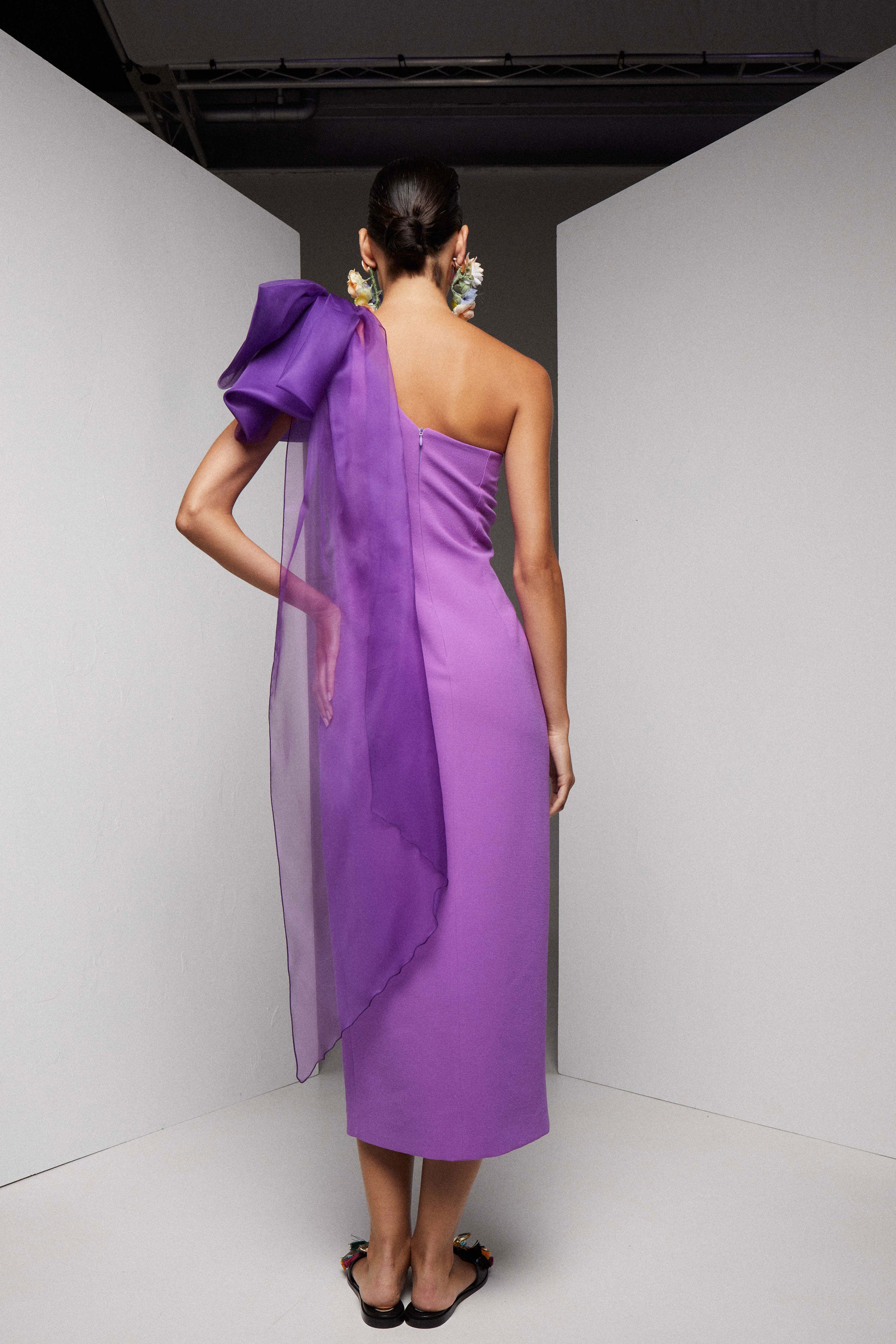 VESTIDO LAZO HOMBRO ORGANZA