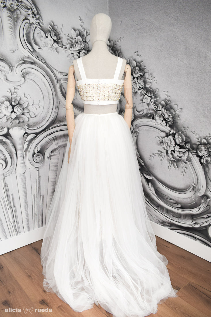 OVERSKIRT VIOLET
